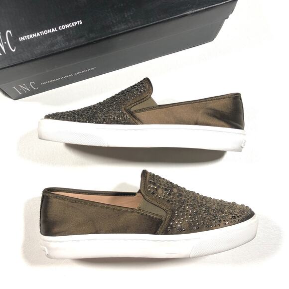 INC International Concepts Sammee Slip-On Sneakers Size 7.5M / 9W Olive Green - Picture 1 of 10
